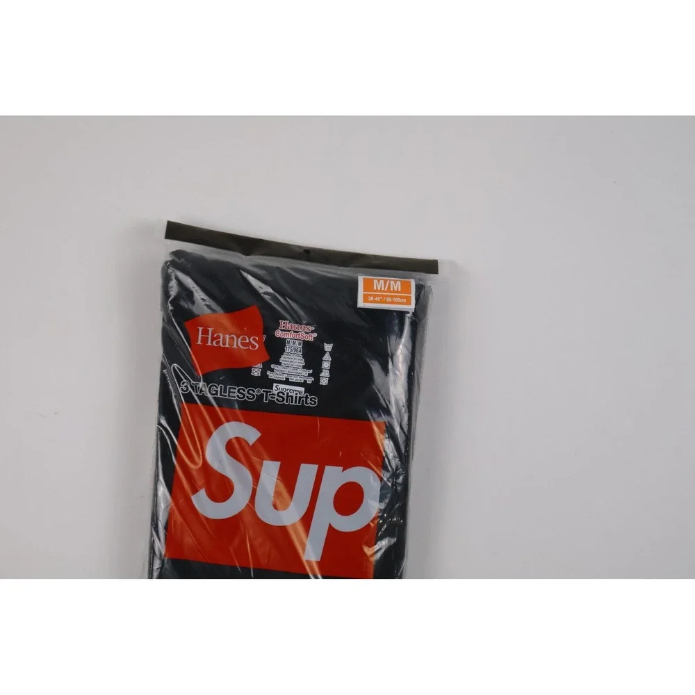 Supreme Hanes T-Shirts Tagless 3-Pack Black Solid Medium NWT